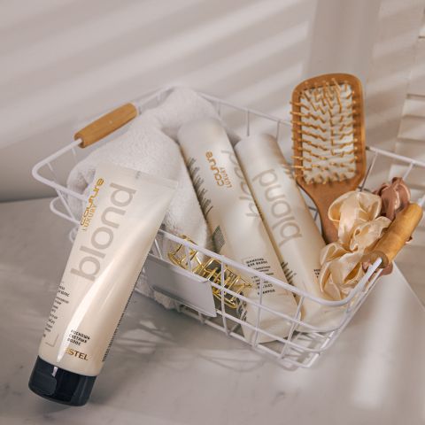 LUXURY BLOND
